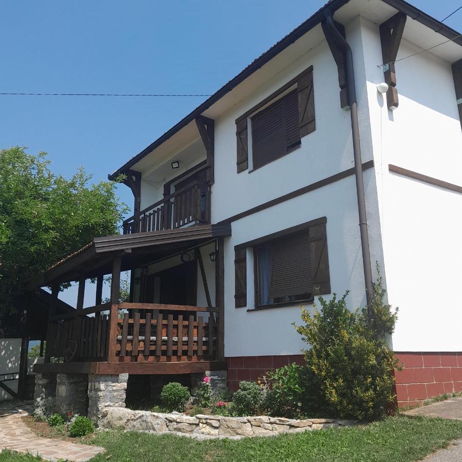 Vikendica I Vajat Vrbica Villa Kalesija Exterior foto