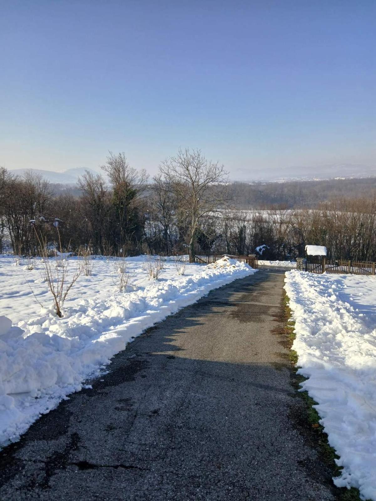 Vikendica I Vajat Vrbica Villa Kalesija Exterior foto